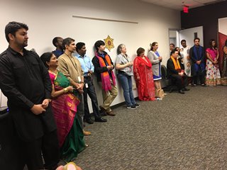 Dhoop_people around rm_320.jpg